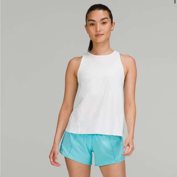 Lightweight Stretch Run Tank - Picture 4 of 11